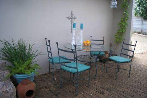 The Fever Tree Guest House Hluhluwe Extérieur photo